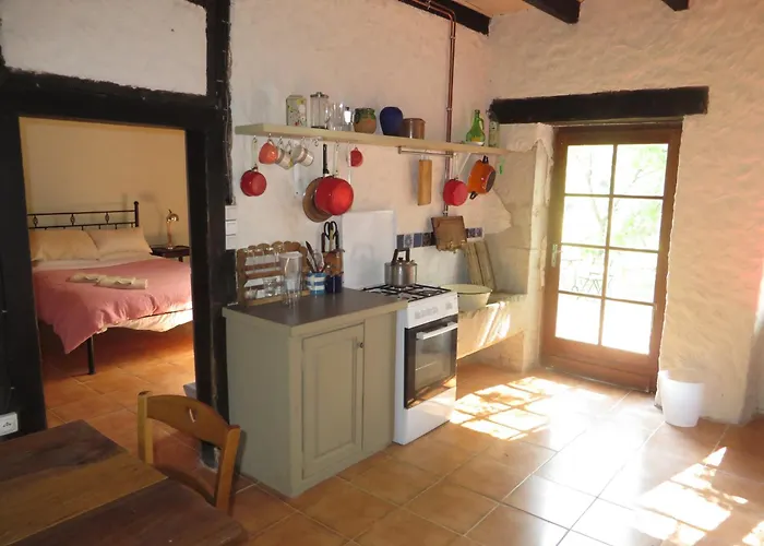 Iris Meadow Gardonne